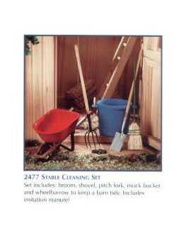 Breyer  Tradtitional 2477 Stable Cleaning Set
